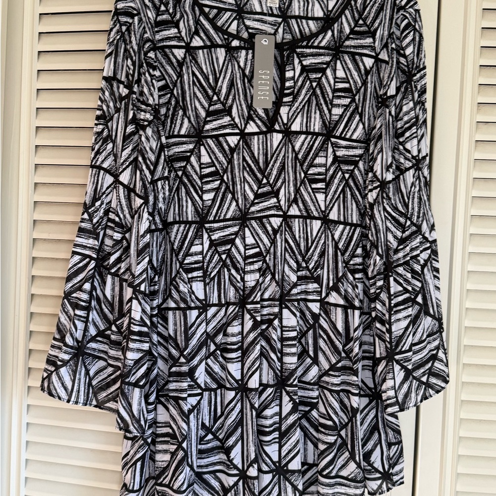Black and white blouse